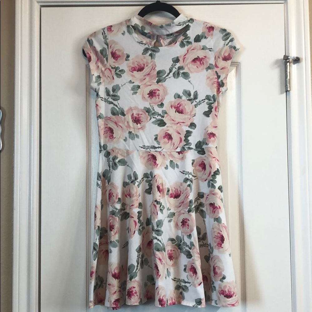 Children’s Place Floral Dress. Size XX-Large/16